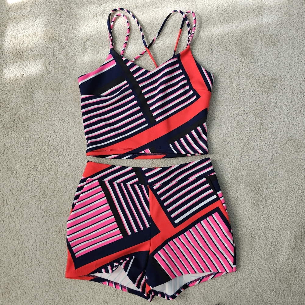 Two Piece Express Set. Size Extra Small.